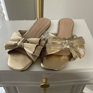 Gold bow flats